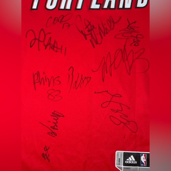NBA Portland Trailblazers Size L Adidas Red Signed Multiple Signature Jersey - Picture 6 of 8